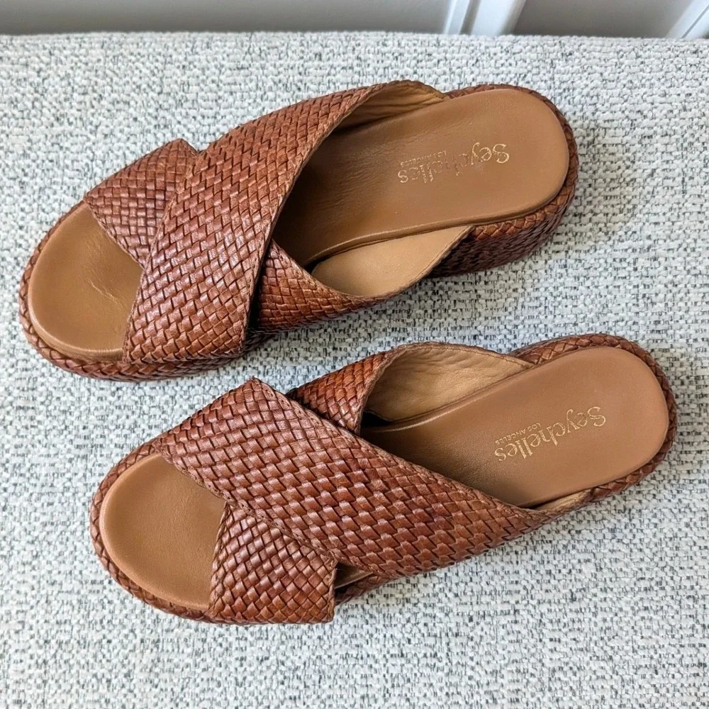 Seychelles woven leather